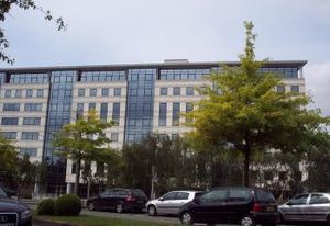 Location bureaux Roubaix centre-ville - Proche métro, bus, tramway et gare de Lille