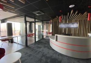 Location bureaux Lens - Gare TGV, accès autoroutes A1, A26, A21