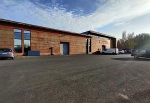 Location local d'activité Roost-Warendin - Proche A21