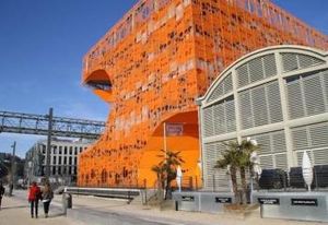 Location bureaux Lyon 2 - Confluence - Proche tramway et gare Perrache