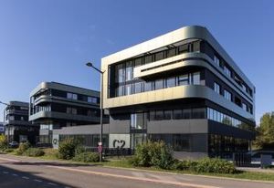 Vente bureaux Limonest - Proche autoroute A6 et A89, bus et gare