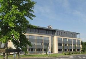Location bureaux Écully - Proche autoroutes A6, A89 et périphérique Nord