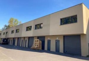 Locaux d'activité à louer Fleurie-sur-Saône - Parc rénové