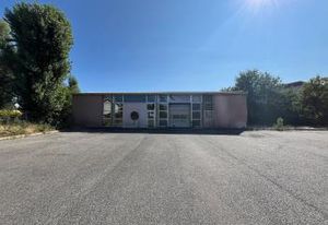 Foncier avec batiment à vendre Romanèche-Thorins - Proche A6 et TGV
