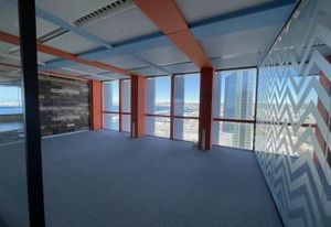 Location bureaux Marseille 2 - Quartier Euroméditerranée - Proche métro, tramway, bus et autoroute