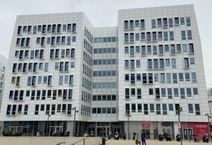 Bureaux à louer Marseille 2 - Euroméditerranée, métro, tramway, bus
