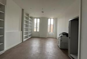 Location bureaux Marseille 6 - Rue Paradis, proche métro et tramway