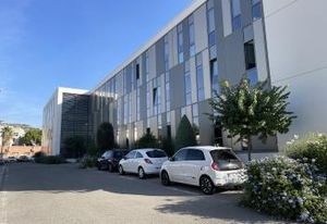 Bureaux à louer Marseille 16 - Proche Transilien et autoroutes