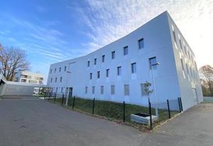 Vente bureaux Carquefou - Proche centre-ville, bus et espaces verts