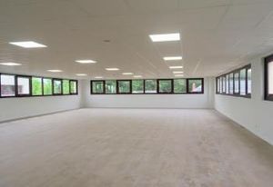 Bureaux à louer Carquefou - Proche Nantes, accès périphérique et bus
