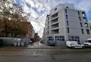 Vente bureaux Nantes Longchamps - Tramway et bus à proximité