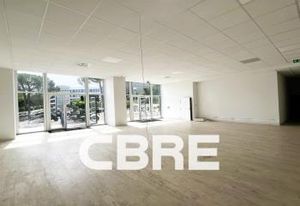 Location bureaux Sophia Antipolis - Proche autoroute A8 et transports
