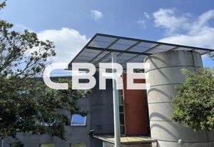 Location bureaux Sophia Antipolis - Proche autoroute A8 et gare TGV Antibes