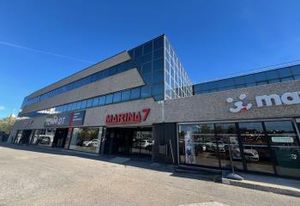 Location bureaux Villeneuve-Loubet - Proche autoroute A8 et gare