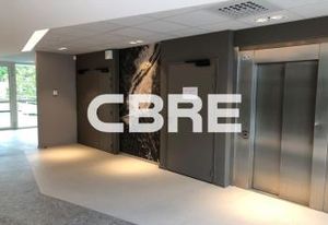 Location bureaux Sophia Antipolis - Proche autoroute A8 et aéroport Nice