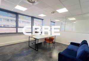 Bureaux à louer Sophia Antipolis - Proche A8, bus et aéroport Nice