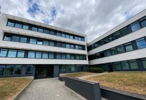 Location bureaux Rennes sud - Proche métro et commerces