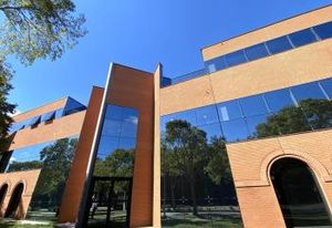 Location bureaux Colomiers - Proche RN 124, bus et navette
