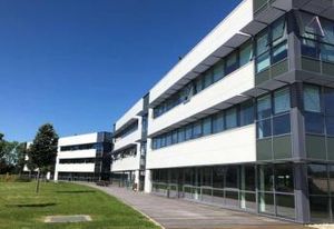Location bureaux Toulouse - Parc Basso-Cambo, accès rocade Arc-en-Ciel et bus