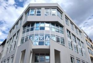 Location bureaux Toulouse - Boulevard Déodat de Séverac, proche tram et métro