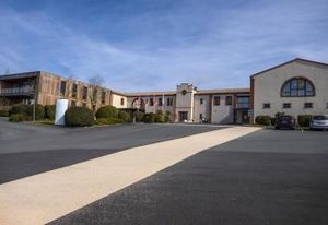 Ensemble mixte bureaux et stockage à vendre Maurens-Scopont - Proche A68