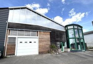 Location local d'activité Fenouillet - Proche RN20 et A62