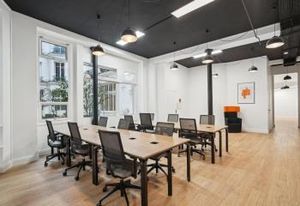 Vente bureaux Paris 9, rue Rodier, proche transports en commun
