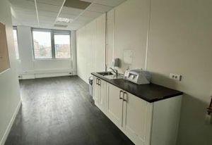 Vente bureaux Asnières-sur-Seine, bords de Seine, proche RER C et métro