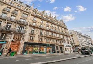 Vente bureaux Paris 8 - Proche Gare Saint-Lazare et métro