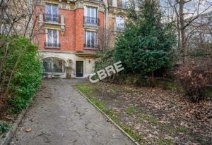 Vente hôtel particulier Neuilly-sur-Seine - Proche station Louise Michel