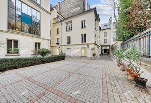 Vente bureau Paris 9 - Proche métro Pigalle et RER Auber