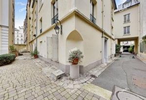 Vente bureau Paris 9 - Proche métro Pigalle et RER Auber