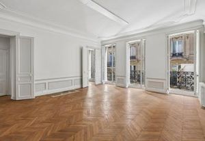 Vente bureaux Paris 8 - Métro Saint-Philippe-du-Roule et Charles de Gaulle-Etoile