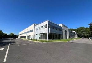 Location entrepôt Tremblay-en-France - Proche A1/A3/A104 - RER B