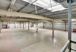 Location entrepôt Montreuil - 5 448 m² - Proche A86 et métro ligne 9