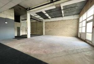 Location entrepôt Clamart - Proche A86 et Tramway T6