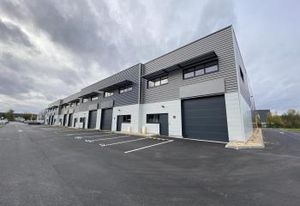 Location entrepôt Lieusaint - Parc Marguerite - Proche A5 et Francilienne