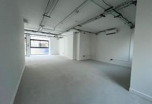 Location local d'activité Paris 13 - Proximité RER B et Périphérique