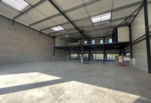 Location entrepôt Buchelay - Proximité A13, A14 et RER J