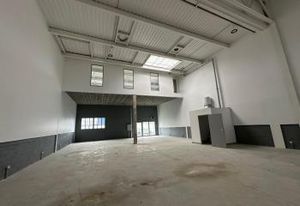 Location entrepôt Vaux-le-Pénil - Proche Paris et N105