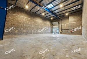 Location entrepôt Gennevilliers - Proche A86 et RER C