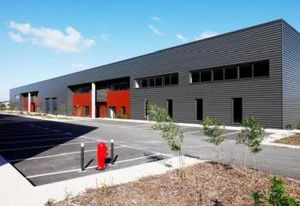 Location entrepôt Gonesse - Proche A1 et RER D