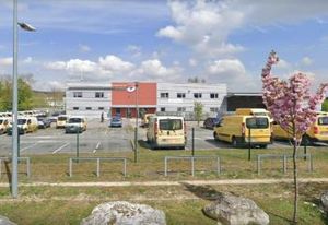 Local d'activités à vendre Chanteloup-les-Vignes - Proche D1, D22 et Transilien
