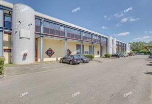Location entrepôt Trappes - Proche Paris et autoroutes A12, A13, A86
