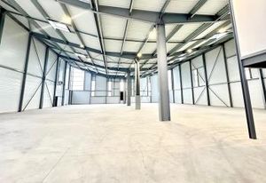 Location entrepôt Limeil-Brévannes - Proche A86 et RER A et D