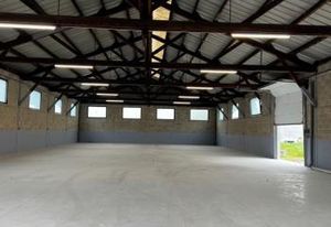 Location entrepôt/garage automobile Brunoy - Proche RER D et D54