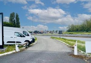 Local d'activités à louer Blois - Proche A10 et rond-point