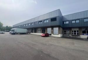 Location local d'activité Villejust - Proximité A10 et RER
