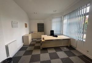 Vente local d'activités Linas - Proche N20 et RER C