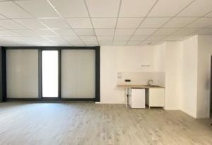Location entrepôt Bagnolet - Proche Paris et ligne 9 du métro